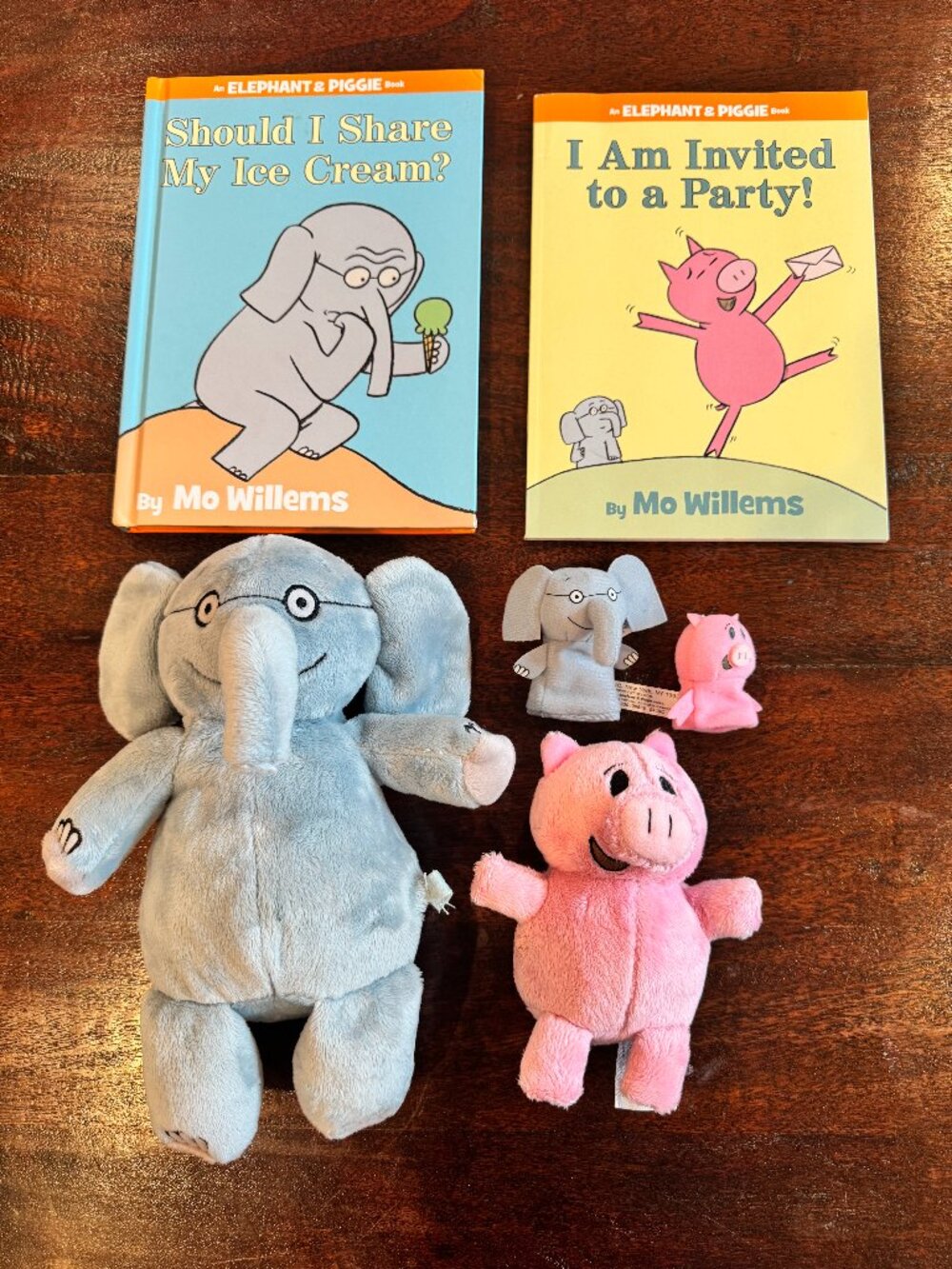 Mo Willems Elephant & Piggie Bundle: 2 Children's Books & Plush Toys EUC